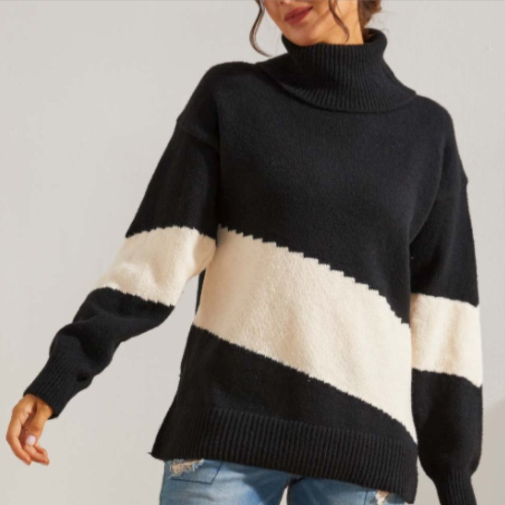 NWT- Cream and Black Cowl neck- Plus size